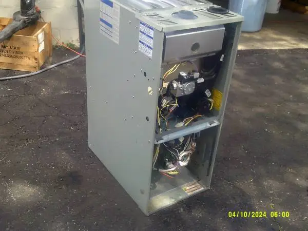 OLD HVAC GUY SELL A LOT OF EQUIPMENT