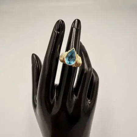14k Gold Blue Topaz Pear Cocktail Ring Size 7