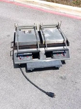 Star Pro Max Dual Panini Press