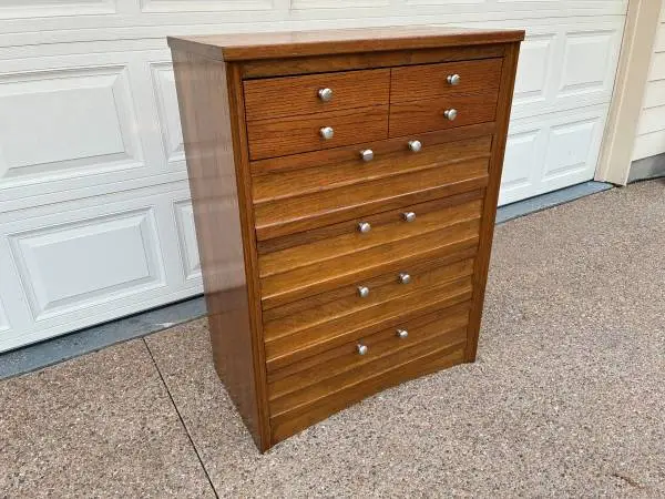 Mid-Century Modern Chest of Drawers