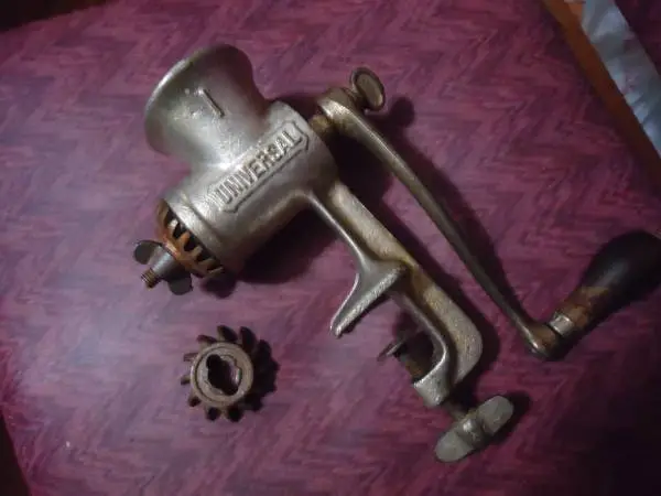 Universal vintage table grinder
