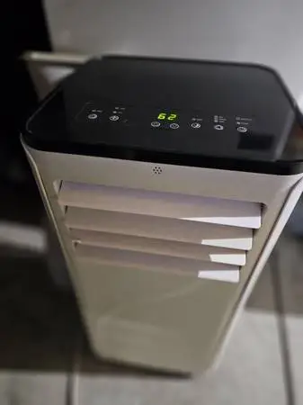 Air conditioner portable excellent condition works excellent. No emails use text