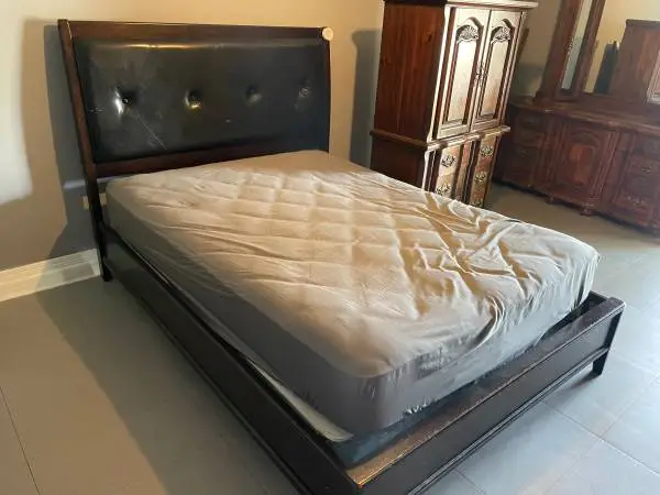 Bed with frame