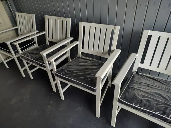 4 outdoor patio chairs aluminum