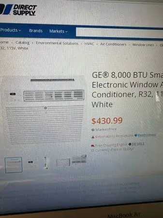 LIKE NEW GE 8,000 BTU WINDOW AIR CONDITIONER