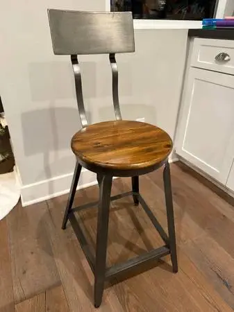 Wood and Metal Hudson Pub Stool w/ Acacia Wood Seat (Set Of 5)