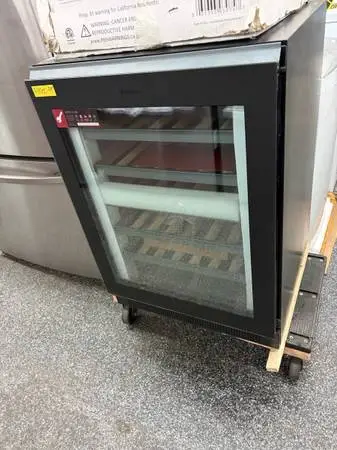 Vintec Wine Cooler 24 Inch