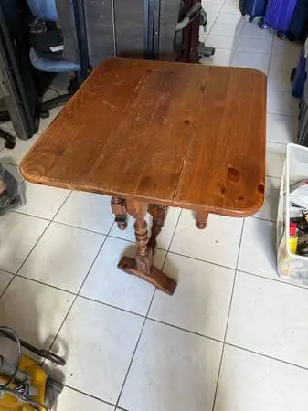 Antique drop leaf table