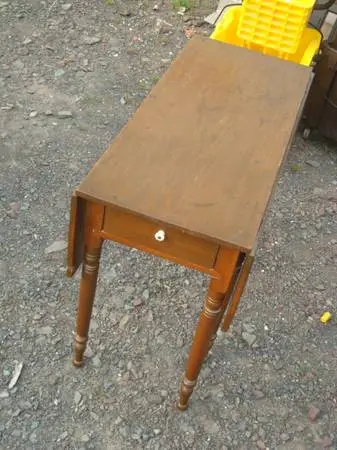 sm dropleaf table