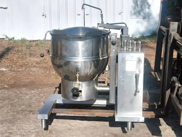 Nice! Groen 40 Gallon Tilting Kettle - Gas