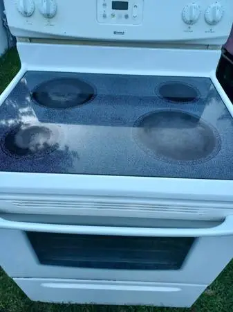 Electric stove like new