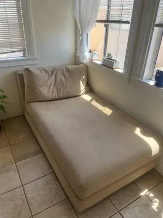 Free Chaise Lounge