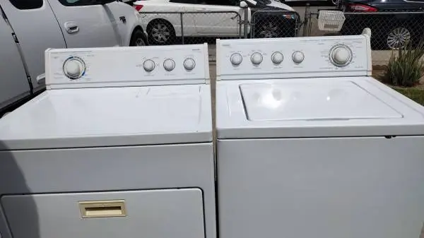 Kirkland Washer and gas dryer