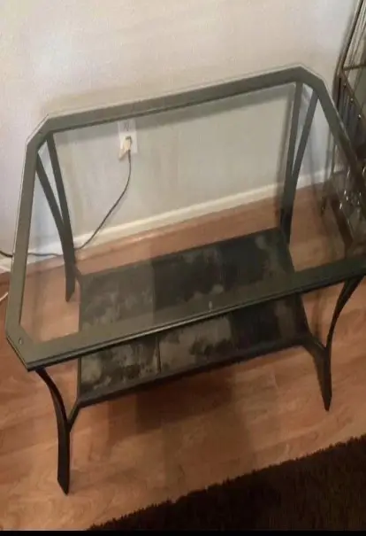 cocktail table