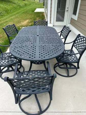 Wroght Iron Patio Set