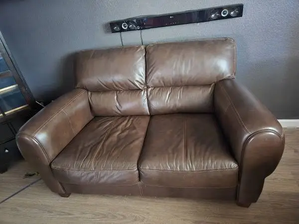 Couch-Loveseat