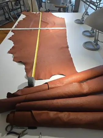 ^^Italian Leather skins/hides^^ (5-total) Lisatto med Chocolate
