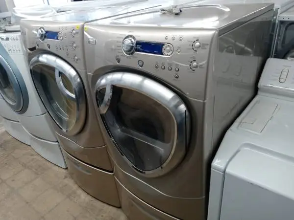 ★GE Profile tan front load washer and dryer set