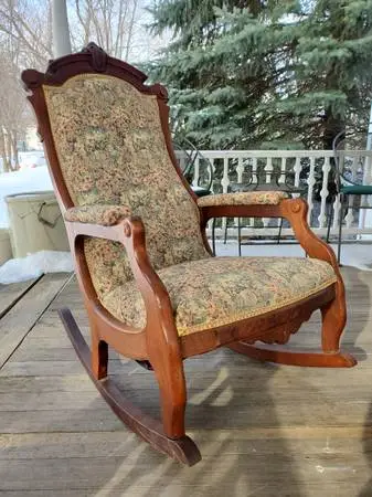 Antique Victorian Walnut Rocking Chair