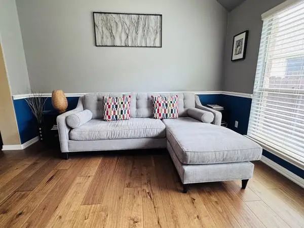 Cindy Crawford Hanover Chaise Sofa