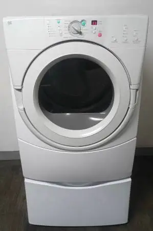 🚚 Gas Dryer with pedestal + local delivery MKE Co RAC Co