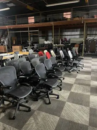 !! MULTIPLE OFFICE FURNITURE AVAILABLE COME VISIT NOW !!