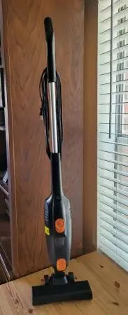 R6X Vacuum Cleaner barely used once
