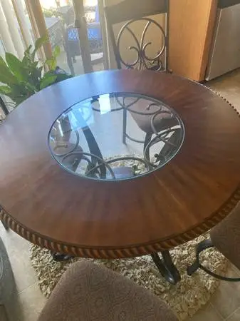 Kitchen table