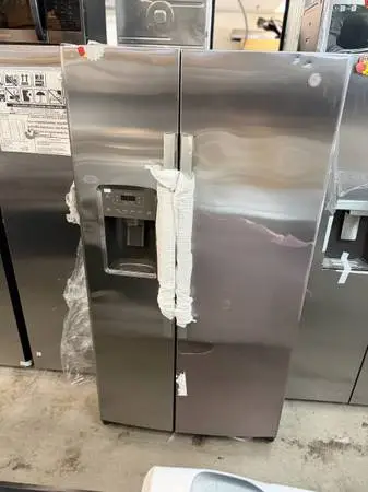 New ge refrigerator side by side