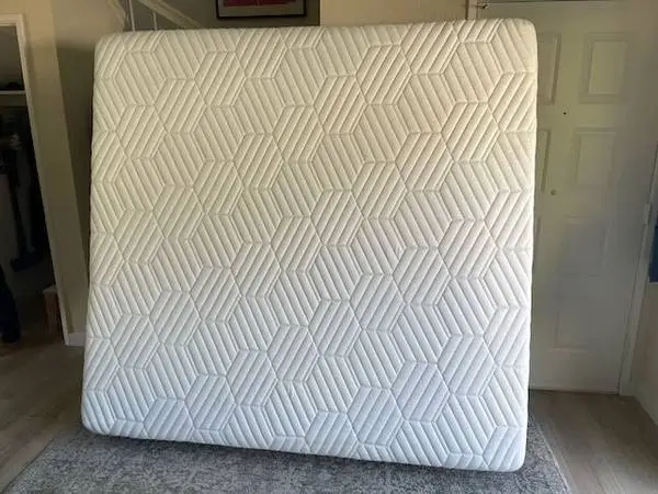 Hybrid mattress - King size - Like new