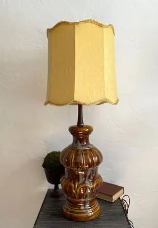 Vintage MCM Majolica Ceramic Table Lamp