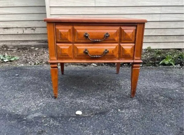 Mid century Single side Table/nightstand.