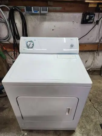 Whirlpool dryer *Delivery available 1
