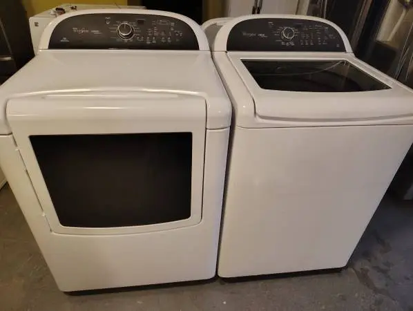 Whirlpool Cabrio Platinum Washer/Dryer set electric