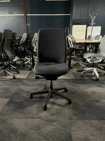 SteelCase Amia /\ Fabric Office Chair