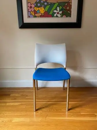 Keilhauer Loon Chair Made in Canada - Like New!