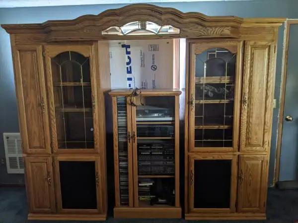 $ reduced- Beautiful oak entertainment center , see photos for details