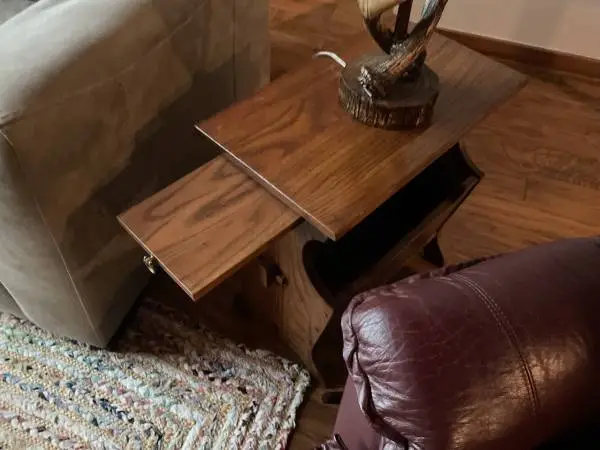 Beautiful Penn. House Solid Oak End Table!