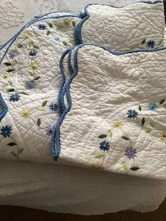 3nice warm  twin/full quilts/coverlets