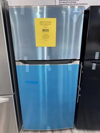 Frigidaire 20.cu.ft Openbox Stainless Steel Top Freezer Refrigerator With Manufa