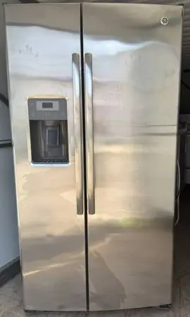 Clean & Tested GE 25.3 Cu Ft Side-by-Side Fridge Stainless — $275