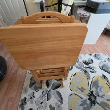 Foldable tray Tables make offer