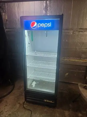 Pepsi True mfg 12 cubic feet glass door commercial merchandiser cooler