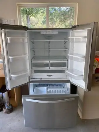 Whirlpool French Door Refrigerator & Freezer (25 Cubic Feet)