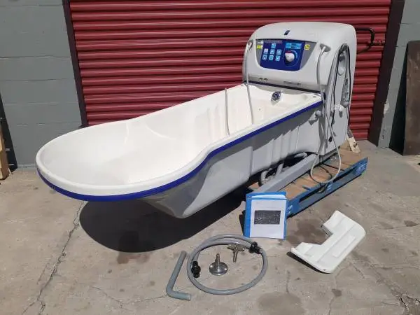 Arjo Tub Whirpool Bath Tub Rhapsody Medical Bathtub System