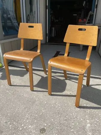 Pair of vintage Thonet child’s chairs