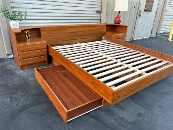 CAL KING Mid Century Modern Platform Teak Bed