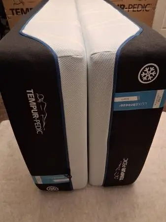 TEMPURPEDIC LUXE BREEZE SPLIT KING