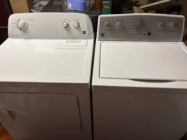 WASHER AND DRYER KENMORE WORKS GREAT CAN DELIVER