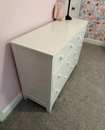 New Storkcraft 6 Drawer Dresser Assembled